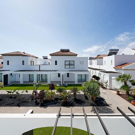 Broncemar Beach Suites Caleta De Fuste Bagian luar foto