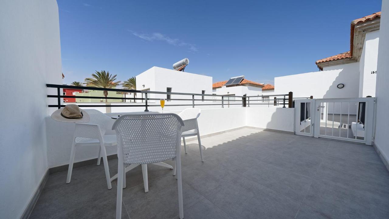 Broncemar Beach Suites Caleta De Fuste Bagian luar foto